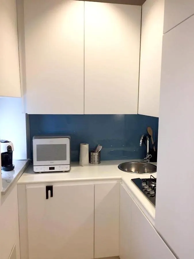 Modern Apartment Palermo 80 M² + Balcony Włochy
