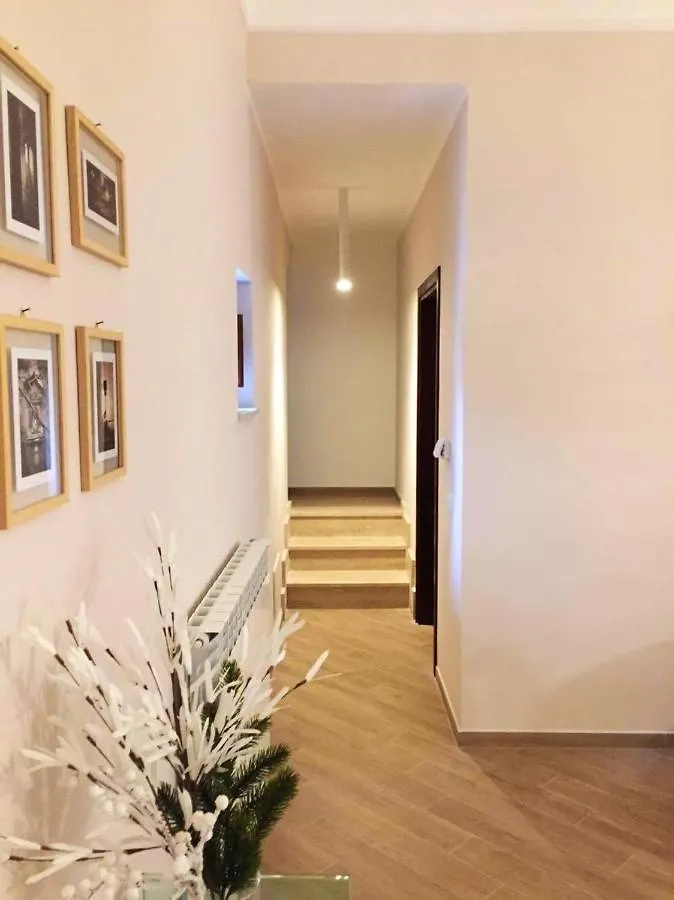 Modern Apartment Palermo 80 M² + Balcony 0*,