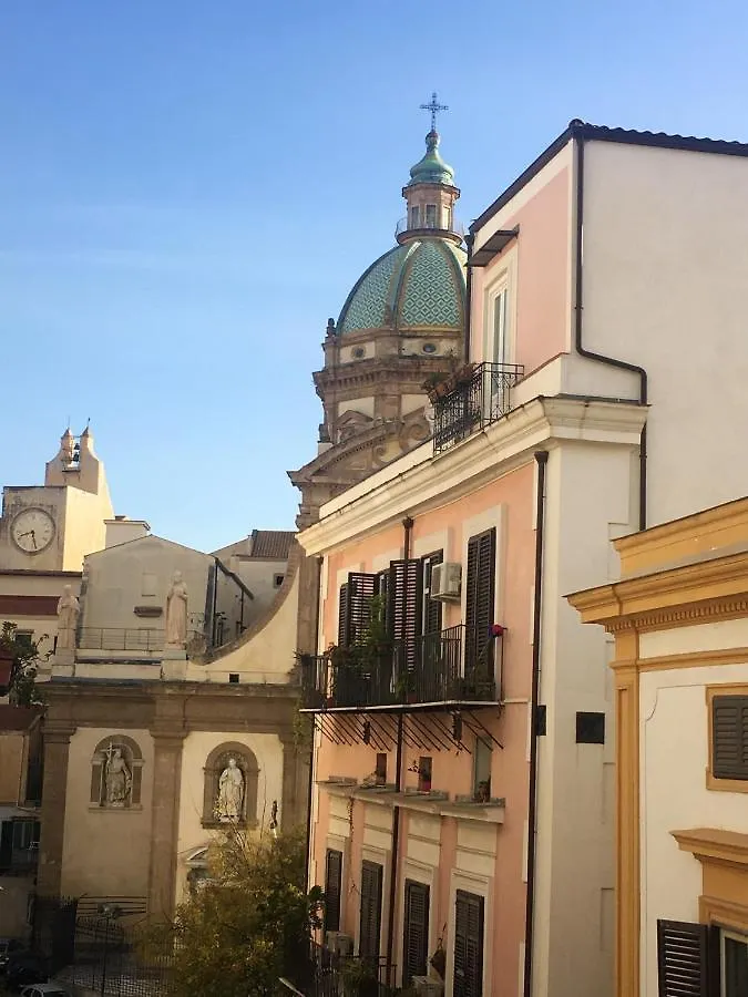 Modern Apartment Palermo 80 M² + Balcony location